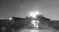 💥👍Морские дроны ВСУ атаковали военно-морскую базу в Новороссийске. Повреждено русское корыто «Оленегорский говняк»